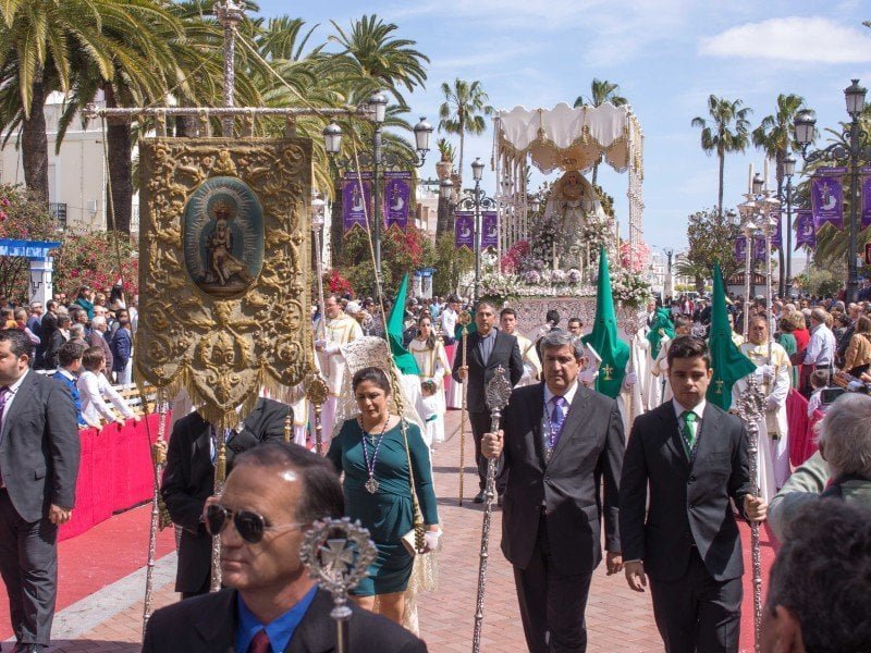 También podremos ver procesionar mañana a la Hermandad de Resurreción