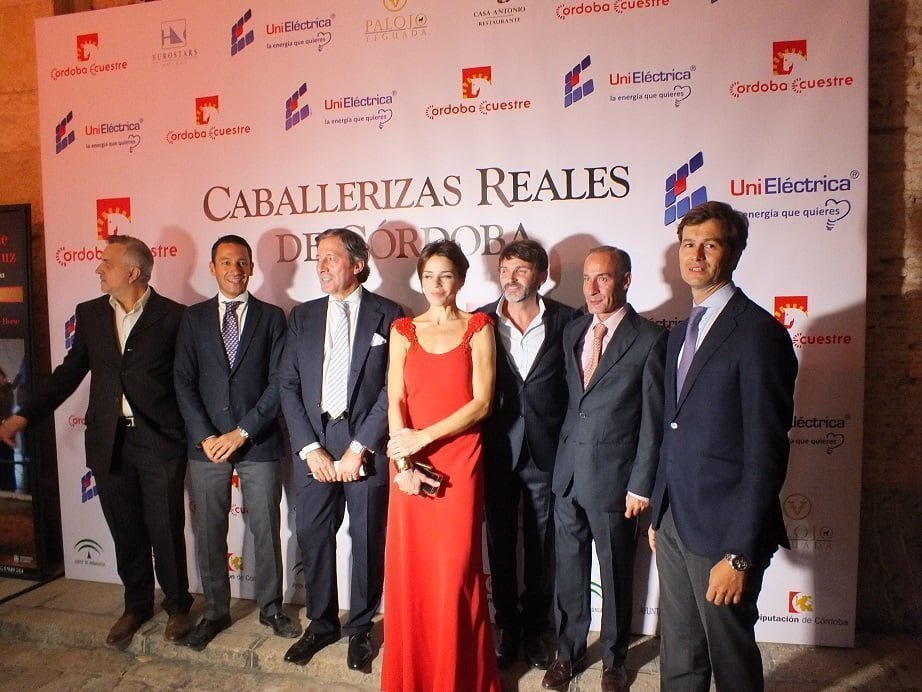 os premiados y primeros embajadores del Pura Raza Española, al término de la gala de entrega de distinciones.