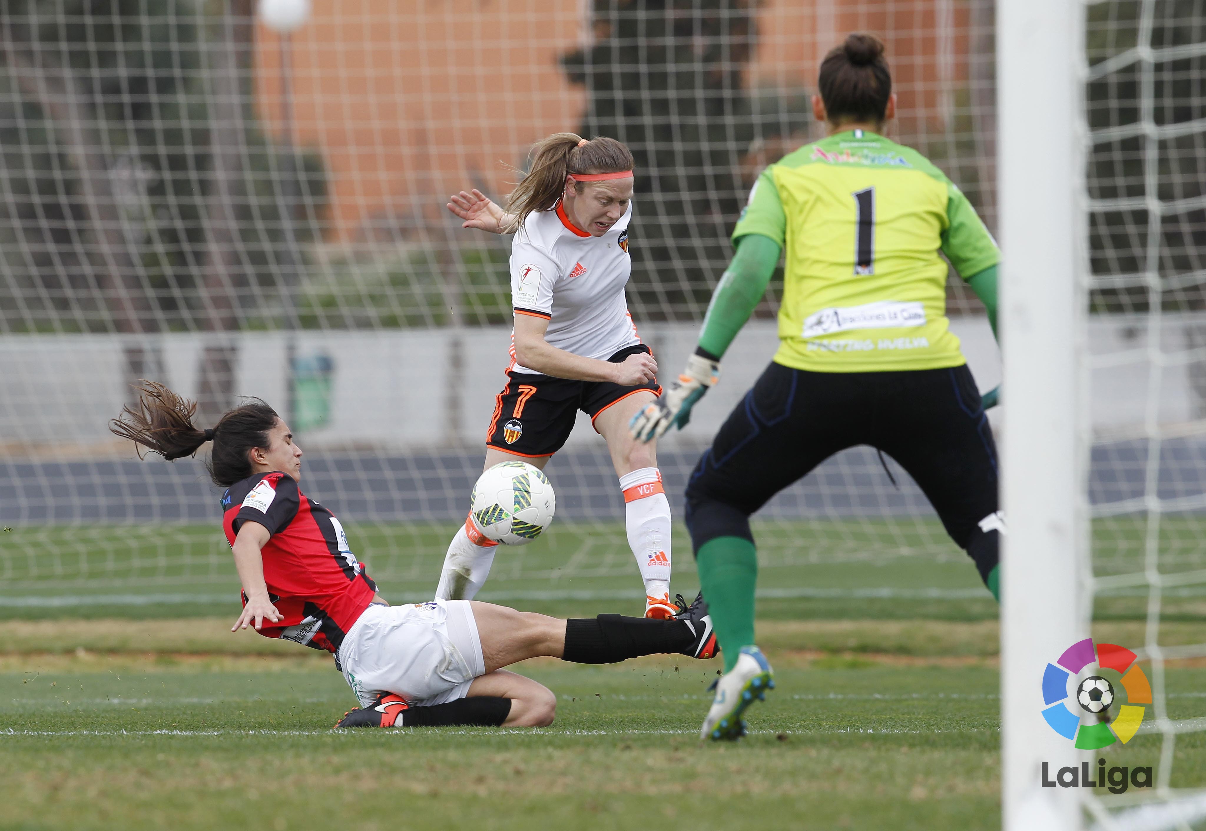 En Valencia las chicas del Fundación Cajasol Sporting de Huelva no pudo hacer nada en Valencia.