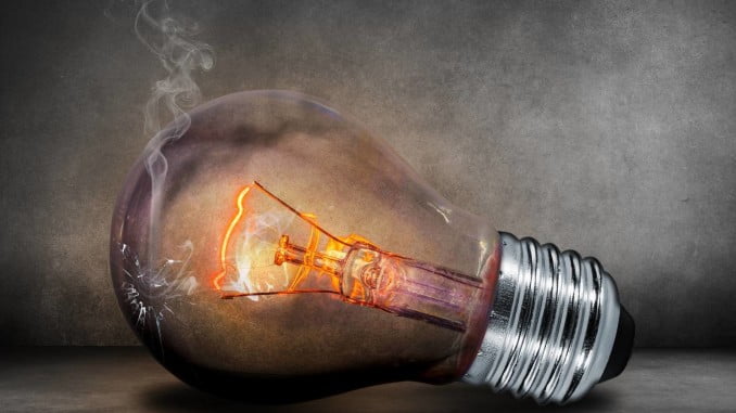 luz bombilla electricidad