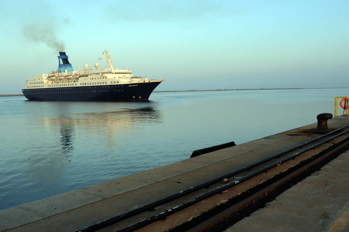 Imagen del crucero llegando al Puerto de Huelva