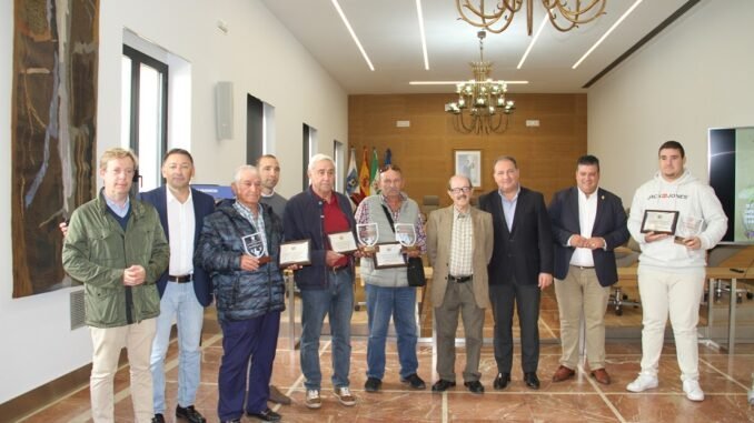 Caaza1.JPG_106768782